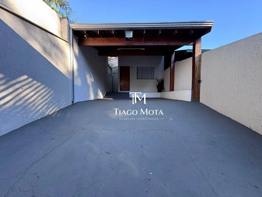 Casa com 3 quartos à venda, 182m2 em Cambezinho, Londrina - PR - imagem 1 Foto 1 de Casa com 3 quartos à venda, 182m2 em Cambezinho, Londrina - PR