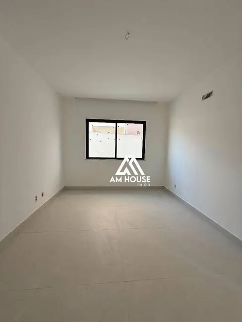 Foto 8 de Casa de Condomínio com 3 quartos à venda, 360m2 em Nova São Pedro, Sao Pedro Da Aldeia - RJ
