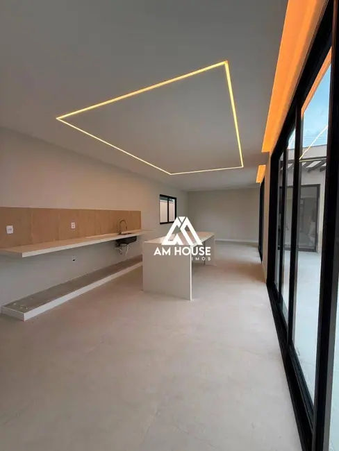 Casa de Condomínio com 3 quartos à venda, 360m2 em Nova São Pedro, Sao Pedro Da Aldeia - RJ - imagem 5 Foto 5 de Casa de Condomínio com 3 quartos à venda, 360m2 em Nova São Pedro, Sao Pedro Da Aldeia - RJ