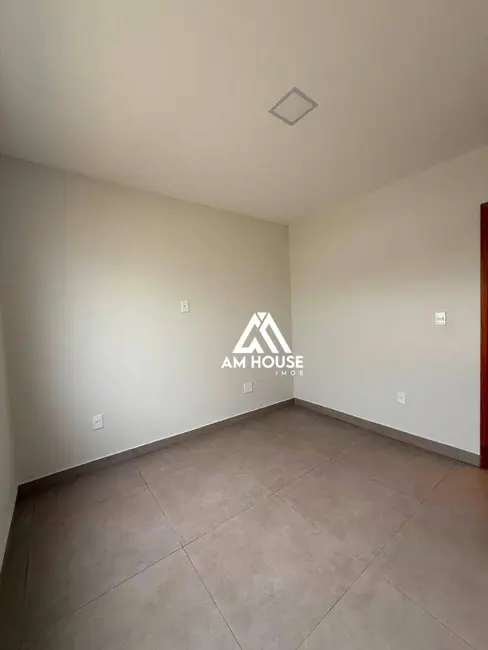 Casa de Condomínio com 3 quartos à venda, 192m2 em Nova São Pedro, Sao Pedro Da Aldeia - RJ - imagem 9 Foto 9 de Casa de Condomínio com 3 quartos à venda, 192m2 em Nova São Pedro, Sao Pedro Da Aldeia - RJ