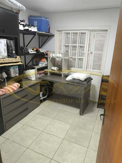 Foto 8 de Casa com 3 quartos à venda, 300m2 em Sarandi - RS