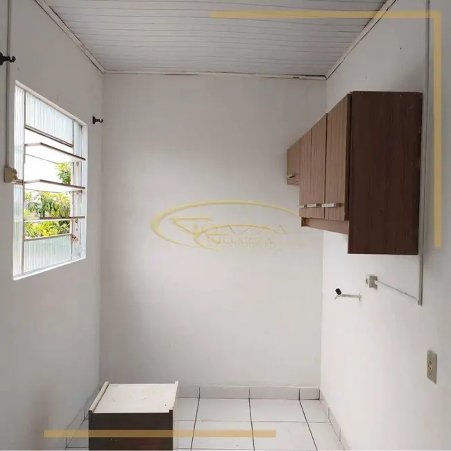 Casa com 3 quartos para alugar, 135m2 em Sarandi - RS - imagem 5 Foto 5 de Casa com 3 quartos para alugar, 135m2 em Sarandi - RS