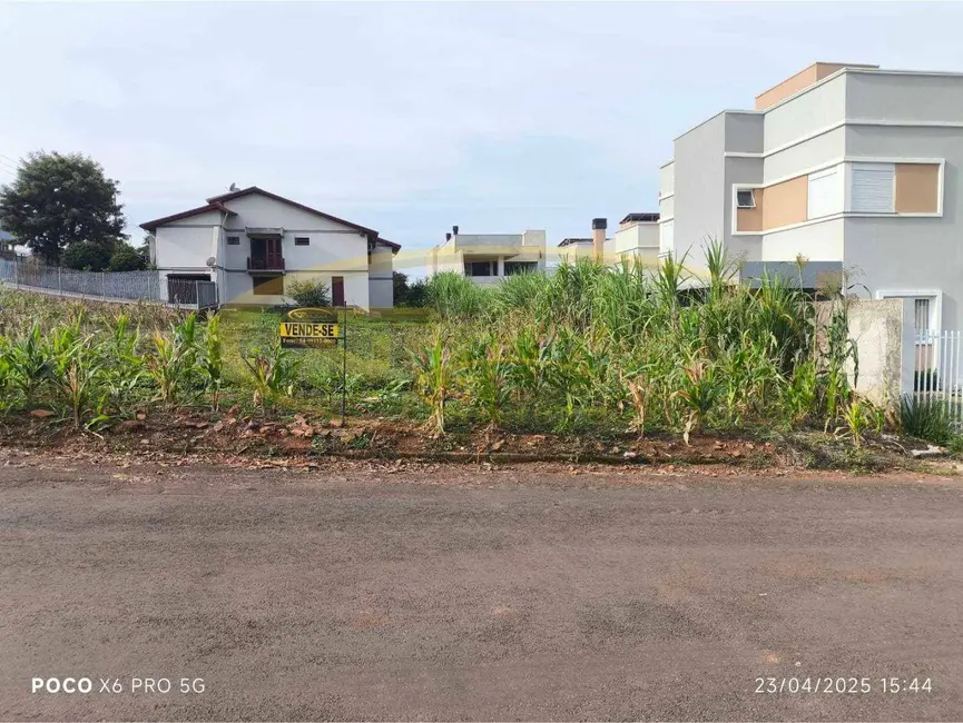 Foto 2 de Terreno / Lote à venda, 393m2 em Sarandi - RS