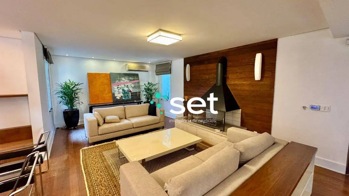 Sobrado com 4 quartos à venda e para alugar, 468m2 em Alto de Pinheiros, São Paulo - SP - imagem 1 Foto 1 de Sobrado com 4 quartos à venda e para alugar, 468m2 em Alto de Pinheiros, São Paulo - SP
