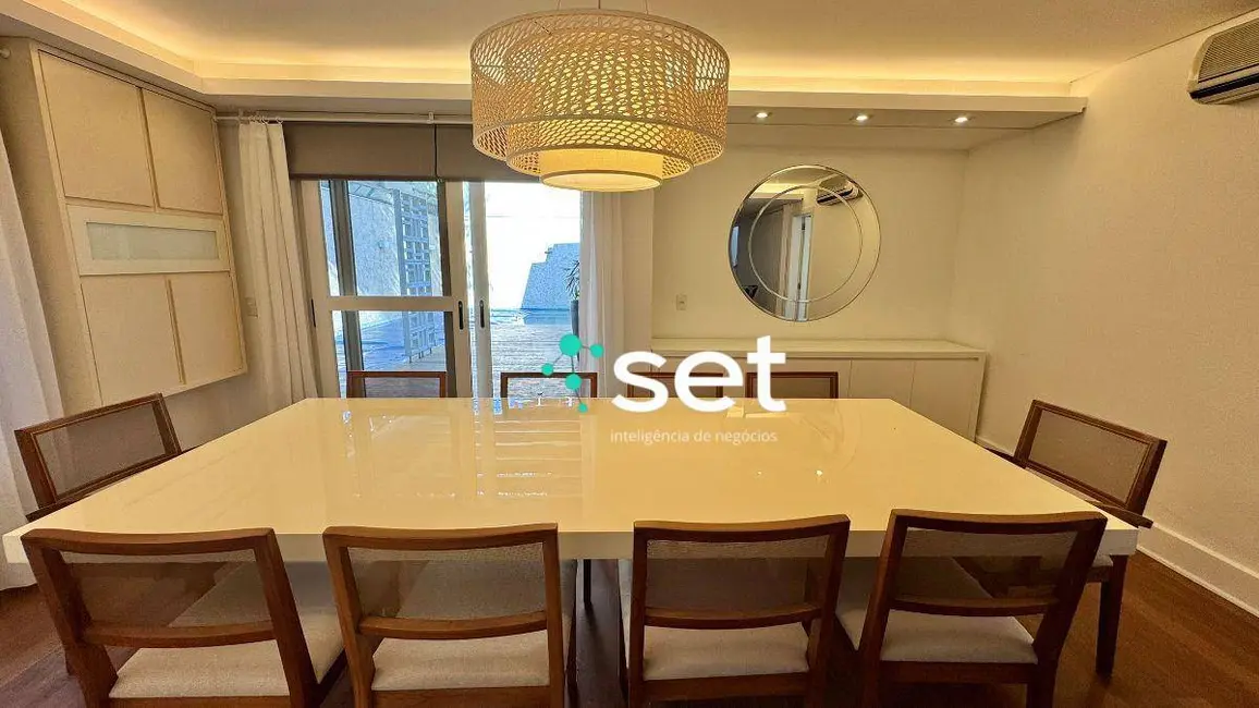 Sobrado com 4 quartos à venda e para alugar, 468m2 em Alto de Pinheiros, São Paulo - SP - imagem 6 Foto 6 de Sobrado com 4 quartos à venda e para alugar, 468m2 em Alto de Pinheiros, São Paulo - SP
