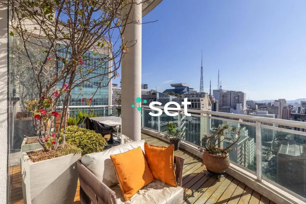 Foto 5 de Apartamento com 2 quartos à venda, 138m2 em Cerqueira César, São Paulo - SP