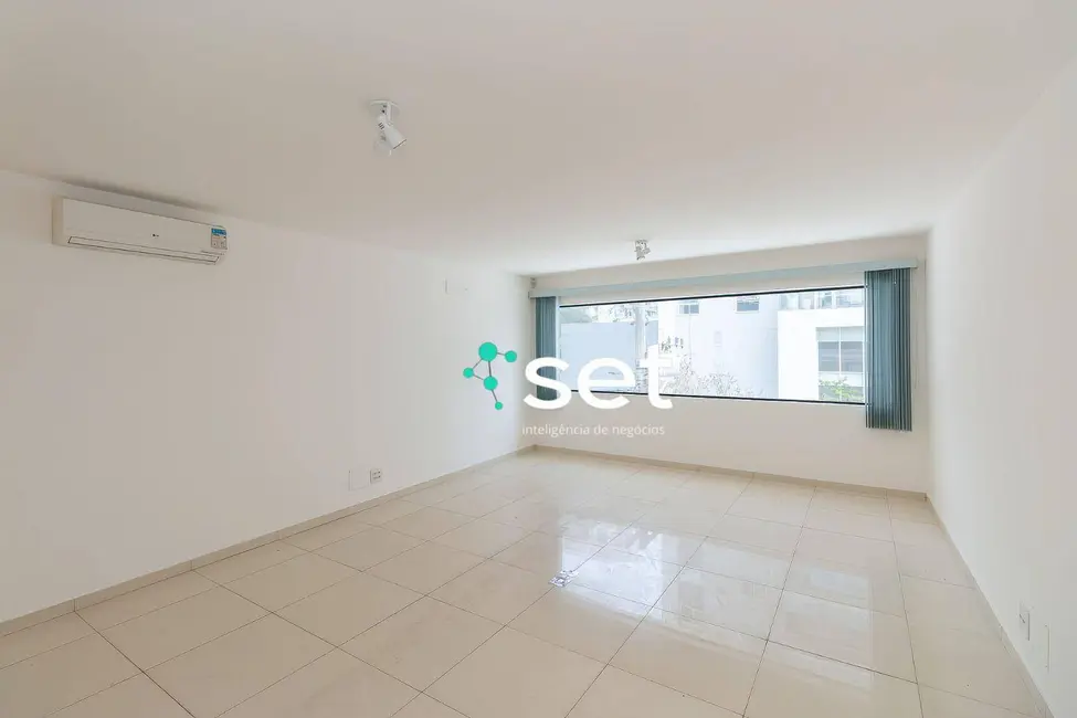Sobrado com 4 quartos à venda, 180m2 em Vila Gertrudes, São Paulo - SP - imagem 9 Foto 9 de Sobrado com 4 quartos à venda, 180m2 em Vila Gertrudes, São Paulo - SP