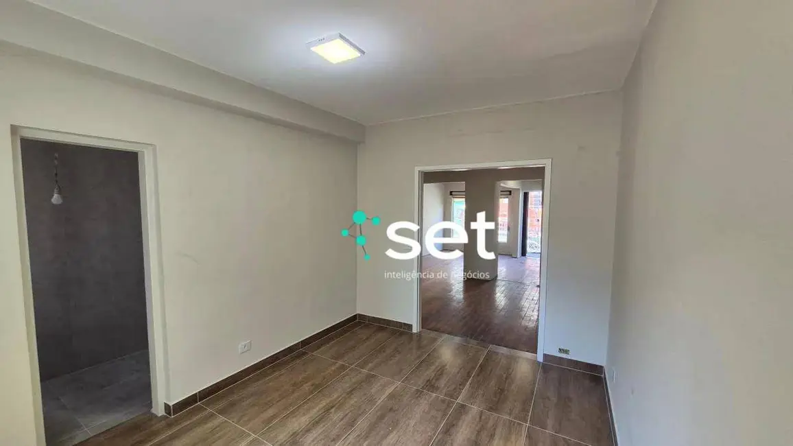 Foto 4 de Sobrado com 4 quartos para alugar, 115m2 em Aclimação, São Paulo - SP