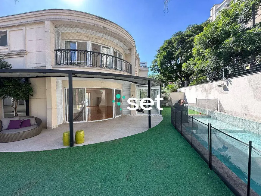 Foto 1 de Sobrado com 3 quartos à venda e para alugar, 450m2 em Brooklin Paulista, São Paulo - SP