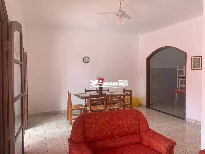 Casa com 3 quartos à venda, 270m2 em Itanhaem - SP - imagem 2 Foto 2 de Casa com 3 quartos à venda, 270m2 em Itanhaem - SP