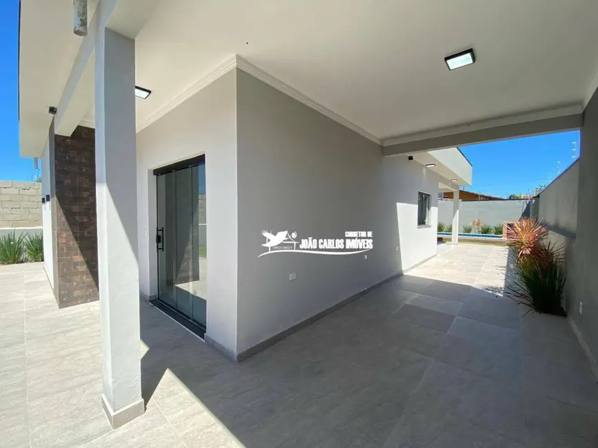 Foto 5 de Casa com 3 quartos à venda, 300m2 em Itanhaem - SP
