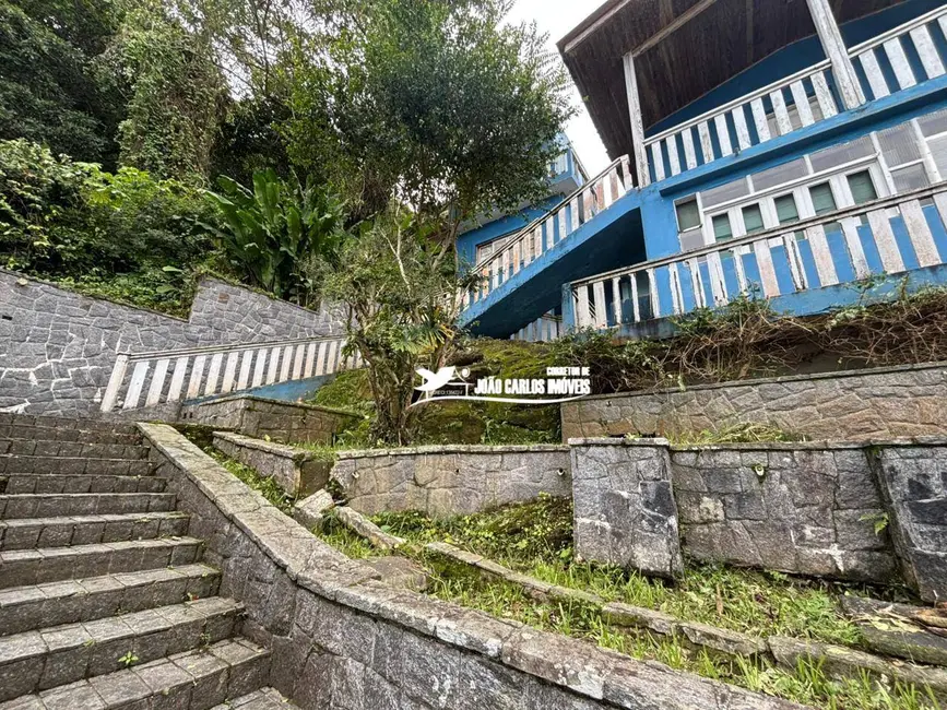 Sobrado com 6 quartos para alugar, 600m2 em Itanhaem - SP - imagem 2 Foto 2 de Sobrado com 6 quartos para alugar, 600m2 em Itanhaem - SP