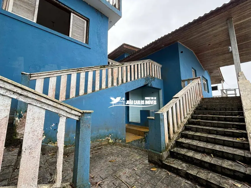 Sobrado com 6 quartos para alugar, 600m2 em Itanhaem - SP - imagem 4 Foto 4 de Sobrado com 6 quartos para alugar, 600m2 em Itanhaem - SP