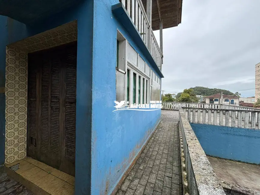 Sobrado com 6 quartos para alugar, 600m2 em Itanhaem - SP - imagem 7 Foto 7 de Sobrado com 6 quartos para alugar, 600m2 em Itanhaem - SP