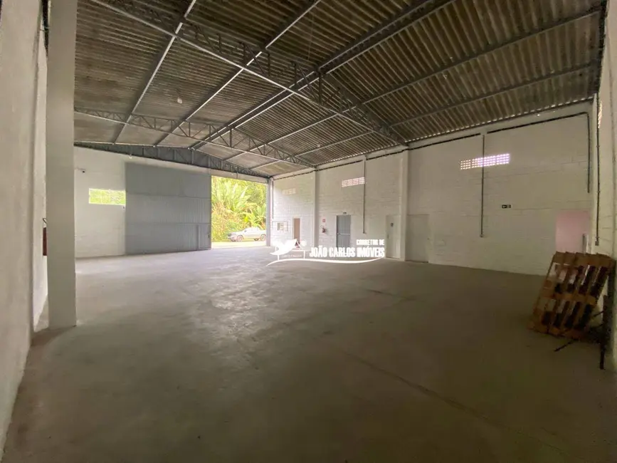 Armazém / Galpão para alugar, 600m2 em Itanhaem - SP - imagem 5 Foto 5 de Armazém / Galpão para alugar, 600m2 em Itanhaem - SP