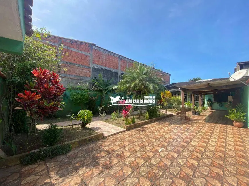 Foto 1 de Casa com 2 quartos à venda, 250m2 em Itanhaem - SP