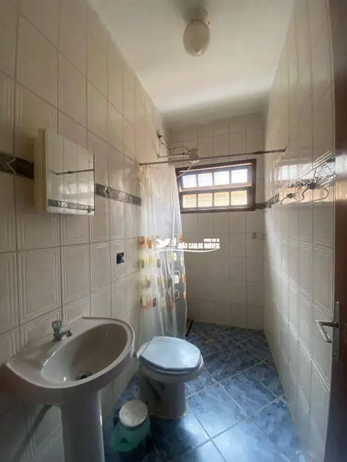 Sobrado com 4 quartos à venda, 126m2 em Itanhaem - SP - imagem 8 Foto 8 de Sobrado com 4 quartos à venda, 126m2 em Itanhaem - SP