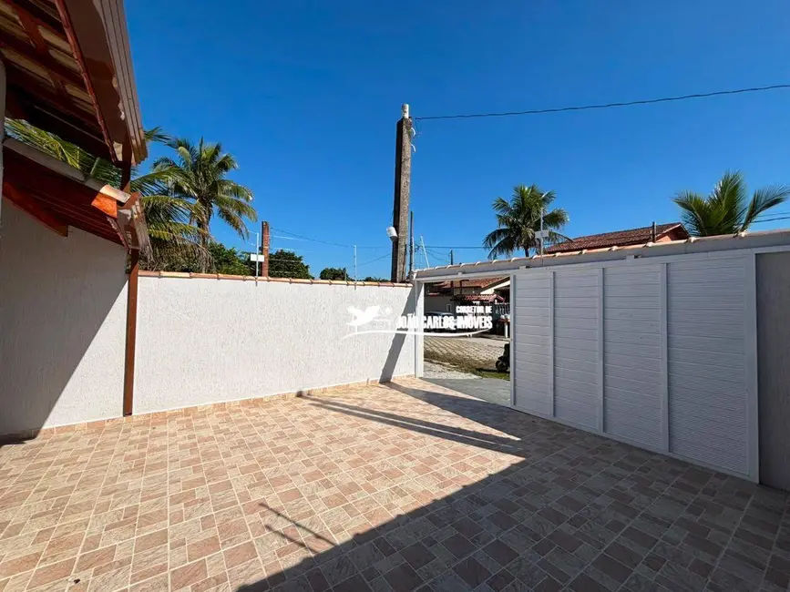 Casa com 2 quartos à venda, 180m2 em Itanhaem - SP - imagem 8 Foto 8 de Casa com 2 quartos à venda, 180m2 em Itanhaem - SP
