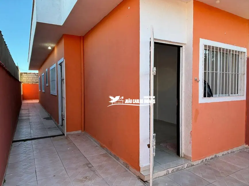 Foto 4 de Casa com 2 quartos à venda, 125m2 em Itanhaem - SP