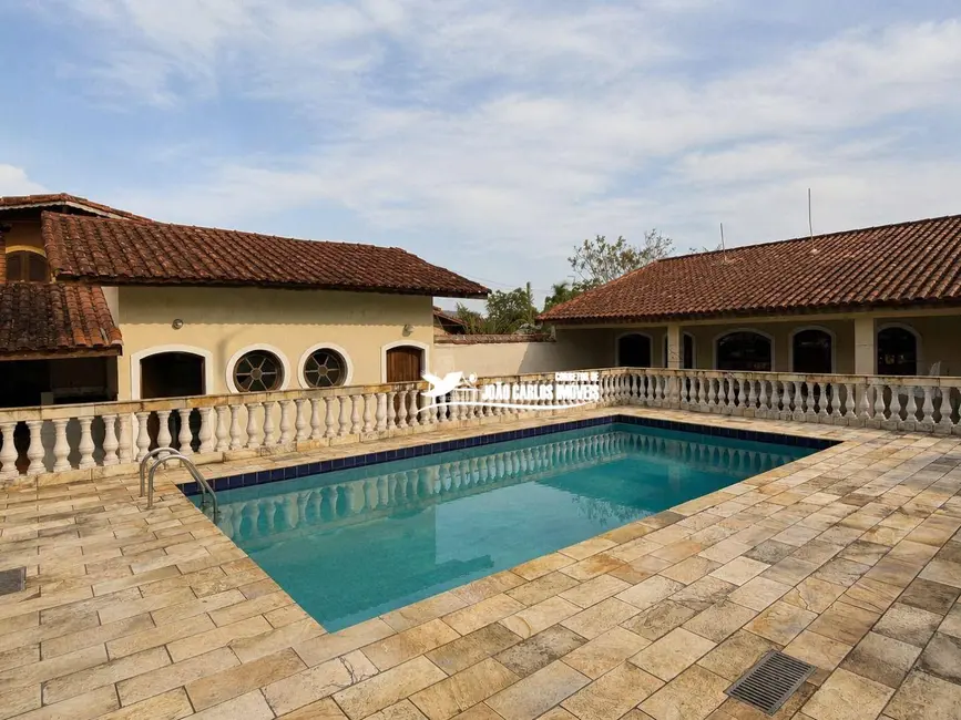 Casa com 5 quartos à venda, 564m2 em Itanhaem - SP - imagem 2 Foto 2 de Casa com 5 quartos à venda, 564m2 em Itanhaem - SP