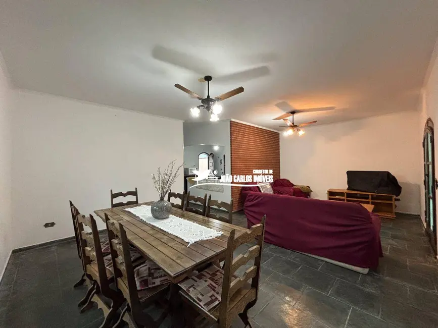 Casa com 5 quartos à venda, 564m2 em Itanhaem - SP - imagem 7 Foto 7 de Casa com 5 quartos à venda, 564m2 em Itanhaem - SP