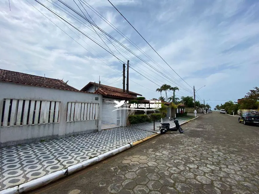 Foto 3 de Casa com 3 quartos à venda, 360m2 em Itanhaem - SP