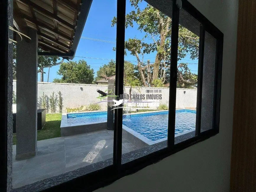 Casa com 3 quartos à venda, 313m2 em Itanhaem - SP - imagem 8 Foto 8 de Casa com 3 quartos à venda, 313m2 em Itanhaem - SP