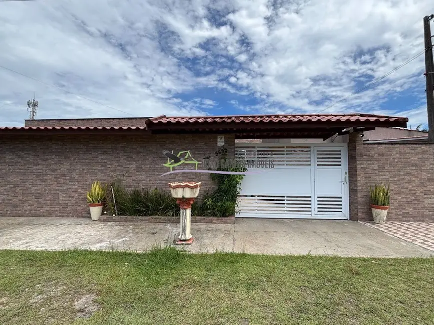 Foto 3 de Casa com 2 quartos à venda, 360m2 em Itanhaem - SP