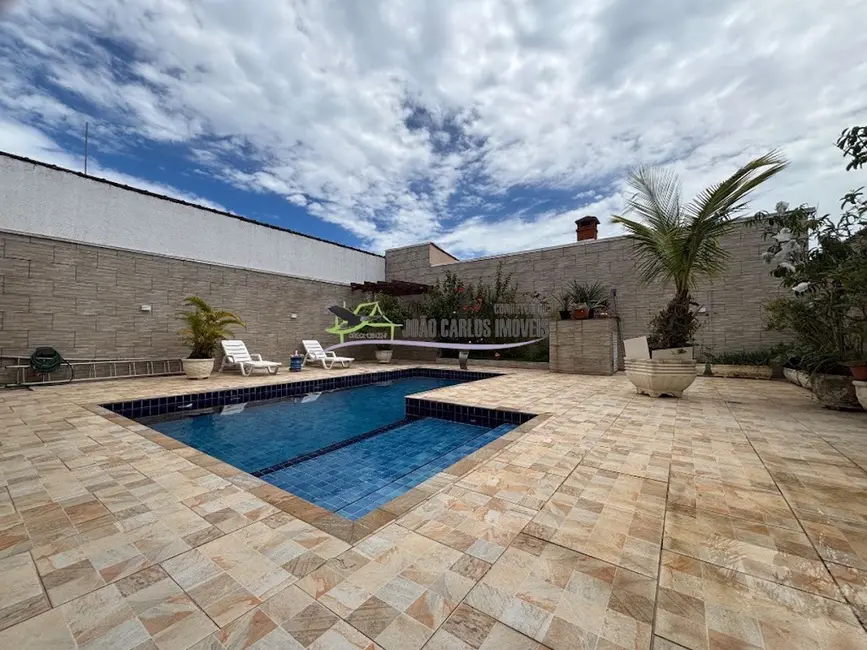 Foto 9 de Casa com 2 quartos à venda, 360m2 em Itanhaem - SP