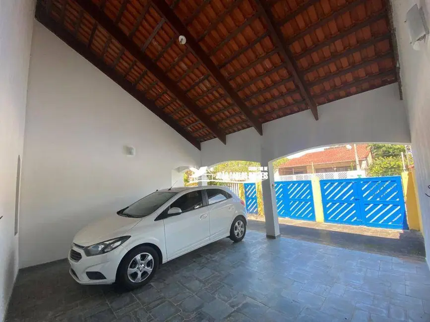 Foto 6 de Sobrado com 4 quartos à venda, 350m2 em Itanhaem - SP