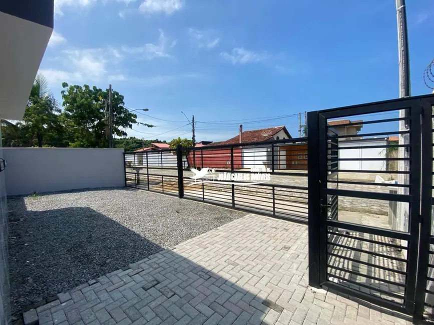 Foto 4 de Casa de Condomínio com 2 quartos à venda, 100m2 em Itanhaem - SP