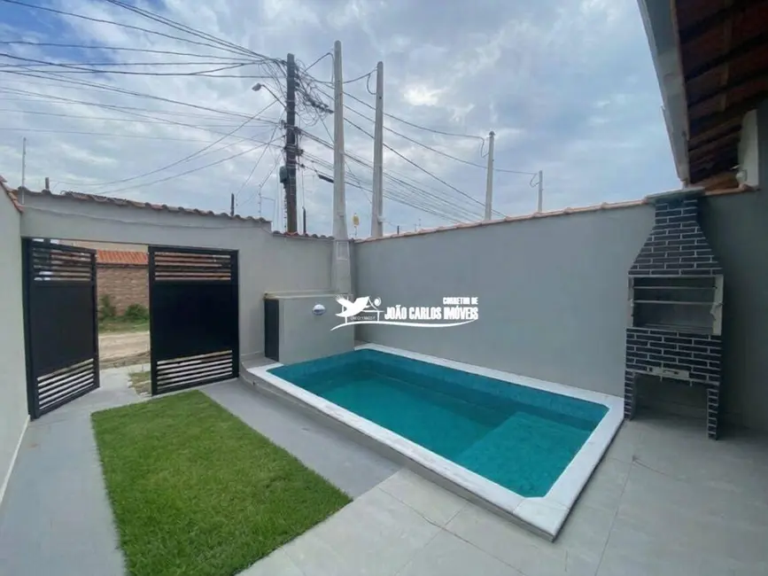 Foto 2 de Casa com 2 quartos à venda, 125m2 em Itanhaem - SP