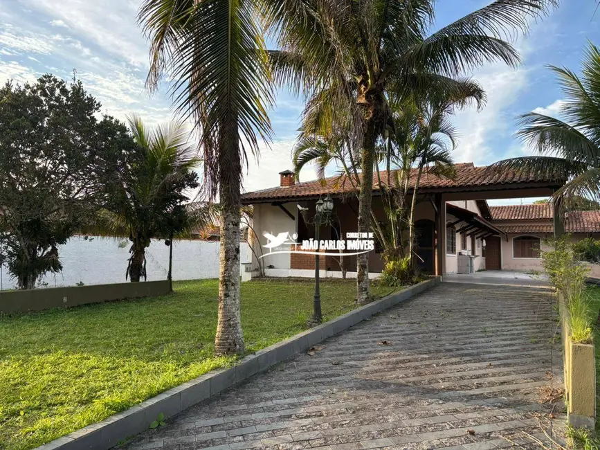 Casa com 3 quartos à venda, 1065m2 em Itanhaem - SP - imagem 1 Foto 1 de Casa com 3 quartos à venda, 1065m2 em Itanhaem - SP