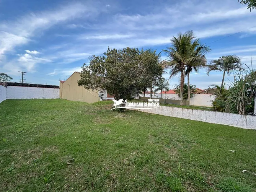 Casa com 3 quartos à venda, 1065m2 em Itanhaem - SP - imagem 5 Foto 5 de Casa com 3 quartos à venda, 1065m2 em Itanhaem - SP