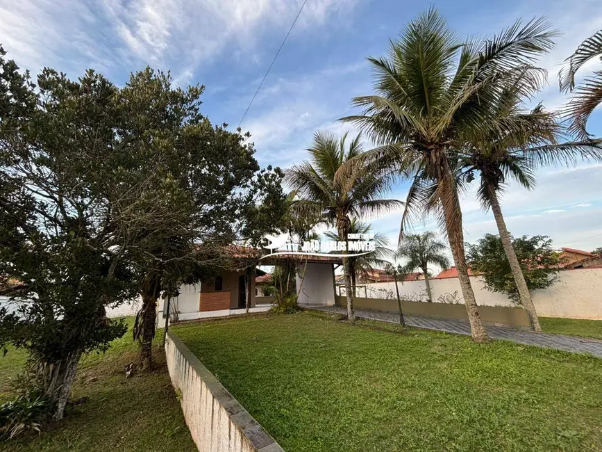 Casa com 3 quartos à venda, 1065m2 em Itanhaem - SP - imagem 6 Foto 6 de Casa com 3 quartos à venda, 1065m2 em Itanhaem - SP