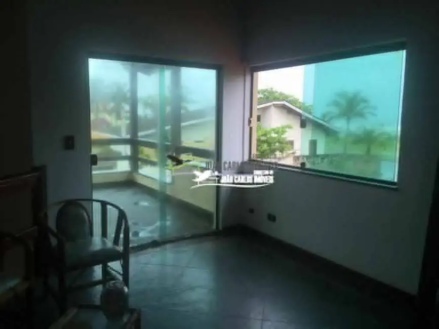 Foto 4 de Sobrado com 5 quartos à venda e para alugar, 425m2 em Itanhaem - SP