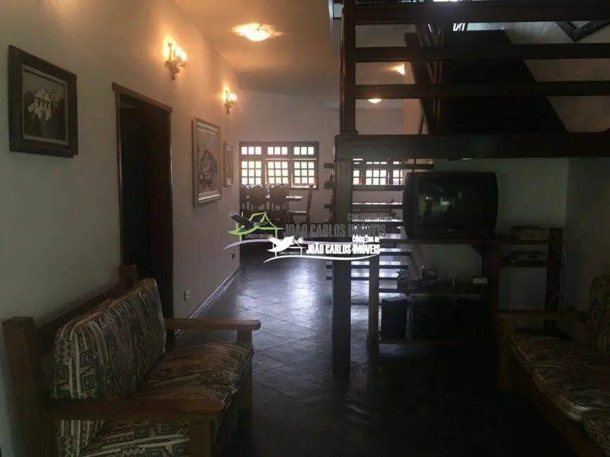 Foto 9 de Sobrado com 5 quartos à venda e para alugar, 425m2 em Itanhaem - SP