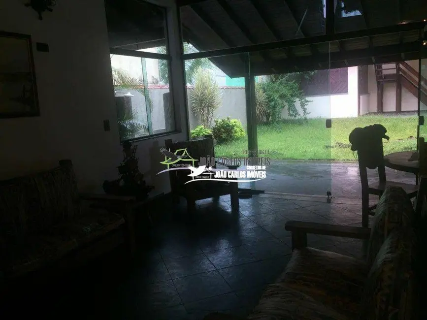 Foto 5 de Sobrado com 5 quartos à venda e para alugar, 425m2 em Itanhaem - SP