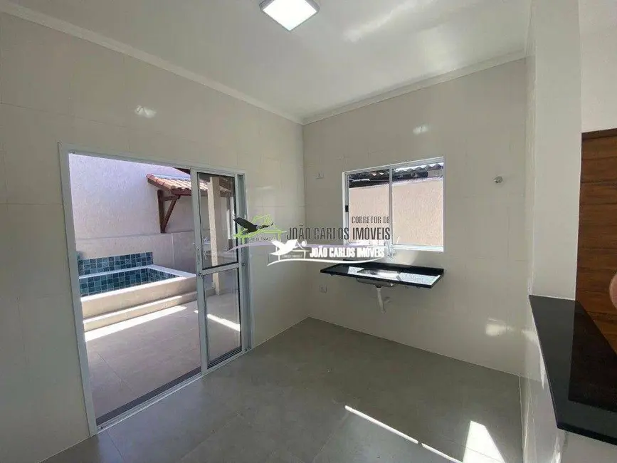 Foto 7 de Casa com 2 quartos à venda, 125m2 em Itanhaem - SP