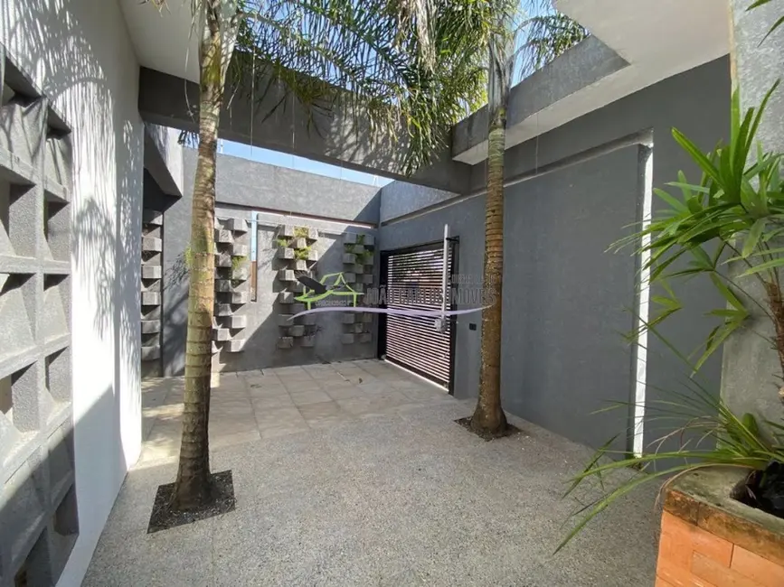 Foto 9 de Casa com 3 quartos à venda, 285m2 em Itanhaem - SP