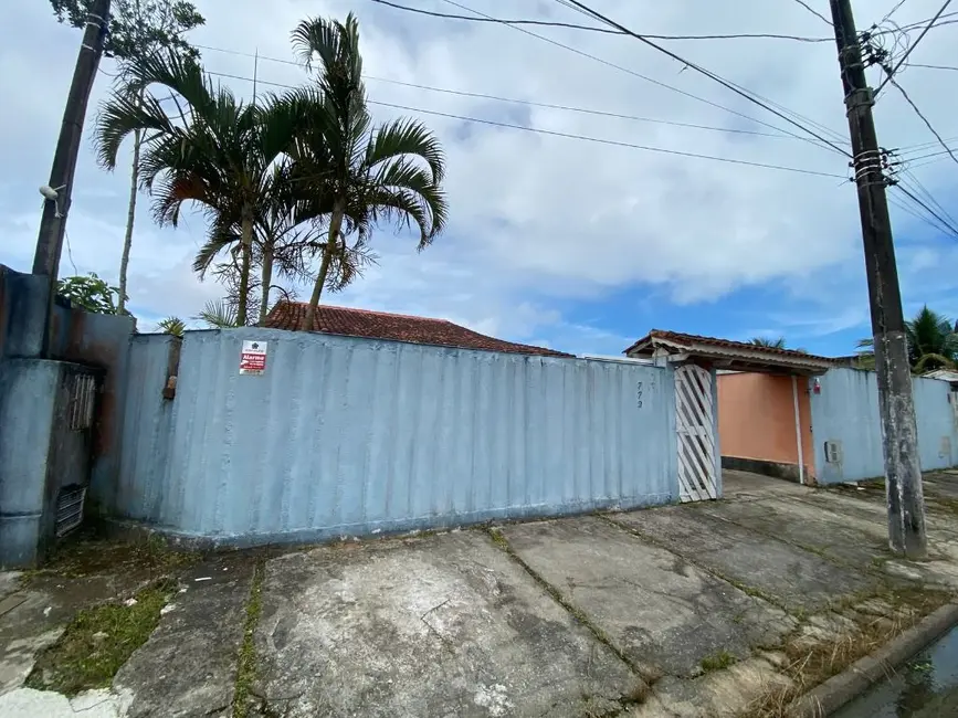 Casa com 4 quartos à venda e para alugar, 600m2 em Itanhaem - SP - imagem 5 Foto 5 de Casa com 4 quartos à venda e para alugar, 600m2 em Itanhaem - SP