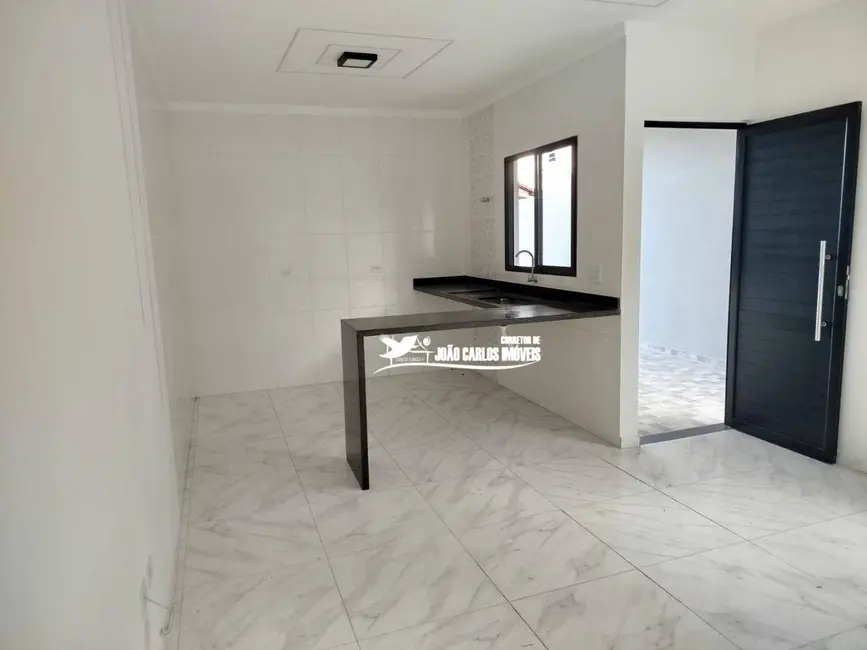 Foto 3 de Casa com 2 quartos à venda, 137m2 em Itanhaem - SP