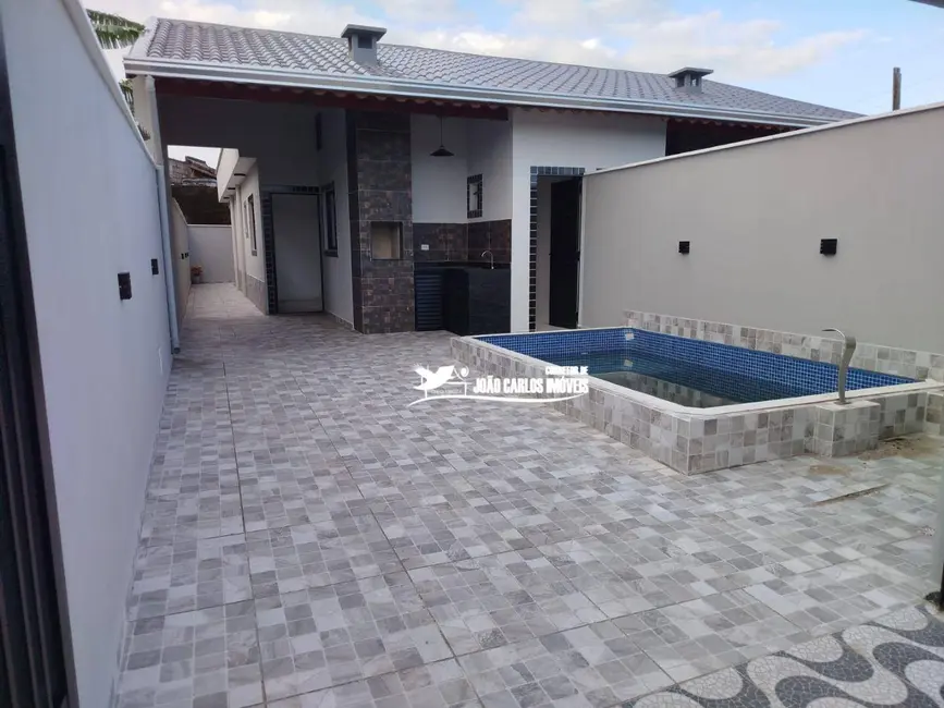 Foto 2 de Casa com 2 quartos à venda, 137m2 em Itanhaem - SP