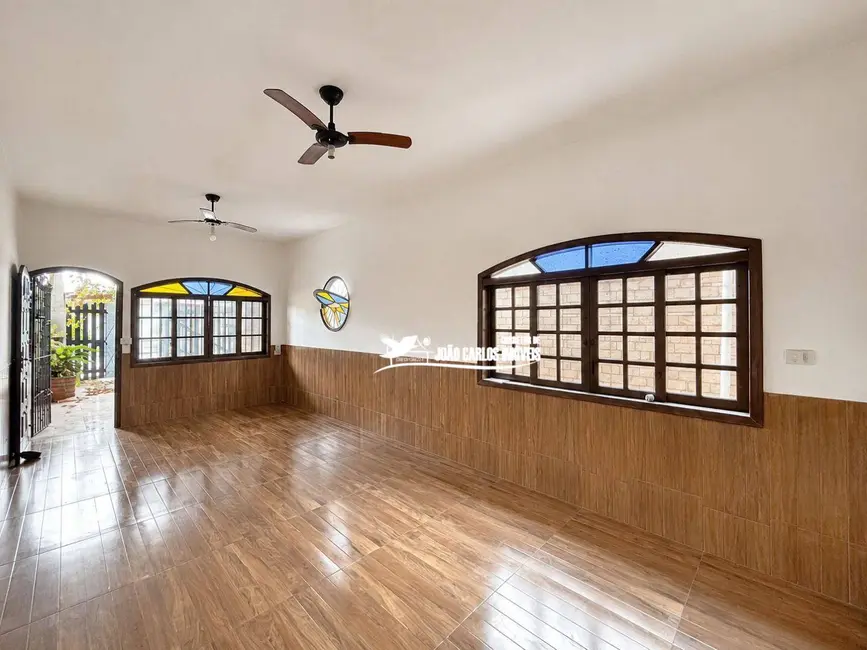 Foto 6 de Casa com 2 quartos à venda, 162m2 em Itanhaem - SP