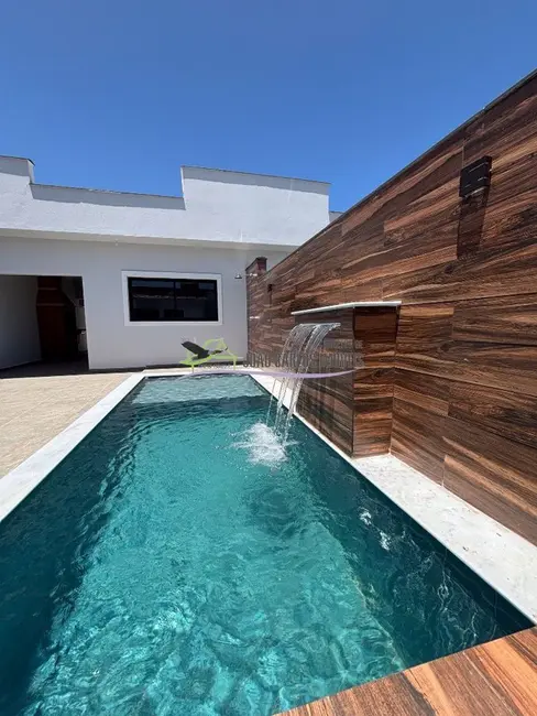 Foto 2 de Casa com 2 quartos à venda, 156m2 em Itanhaem - SP