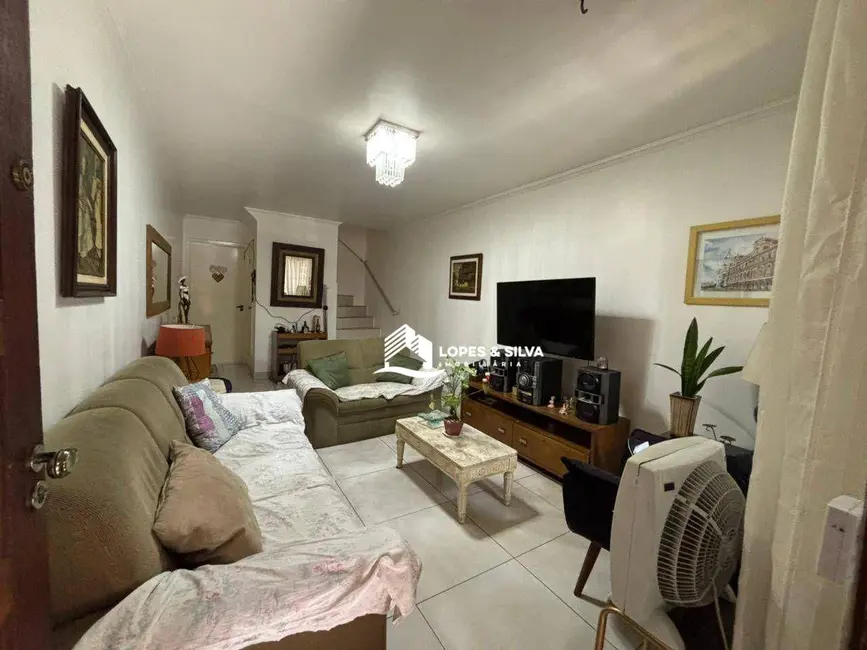 Sobrado com 2 quartos à venda, 120m2 em Jardim Iracema, São Paulo - SP - imagem 4 Foto 4 de Sobrado com 2 quartos à venda, 120m2 em Jardim Iracema, São Paulo - SP