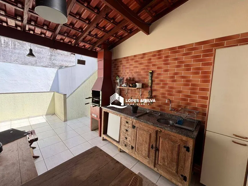 Sobrado com 2 quartos à venda, 120m2 em Jardim Iracema, São Paulo - SP - imagem 3 Foto 3 de Sobrado com 2 quartos à venda, 120m2 em Jardim Iracema, São Paulo - SP
