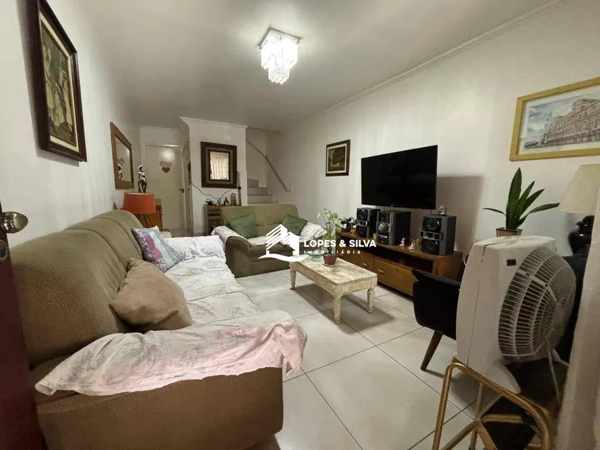 Sobrado com 2 quartos à venda, 120m2 em Jardim Iracema, São Paulo - SP - imagem 5 Foto 5 de Sobrado com 2 quartos à venda, 120m2 em Jardim Iracema, São Paulo - SP