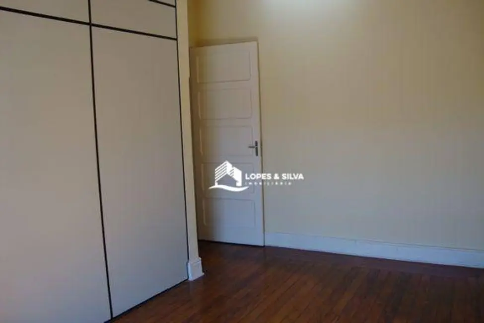 Foto 6 de Casa com 3 quartos para alugar, 250m2 em Aclimação, São Paulo - SP
