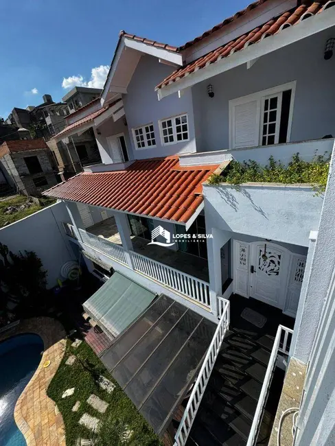 Foto 1 de Casa de Condomínio com 5 quartos à venda, 500m2 em Jardim Mirna, Taboao Da Serra - SP